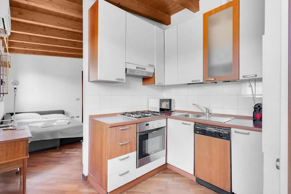 Appartement Metro M2 E Ac - Open Space Moderno A Milano